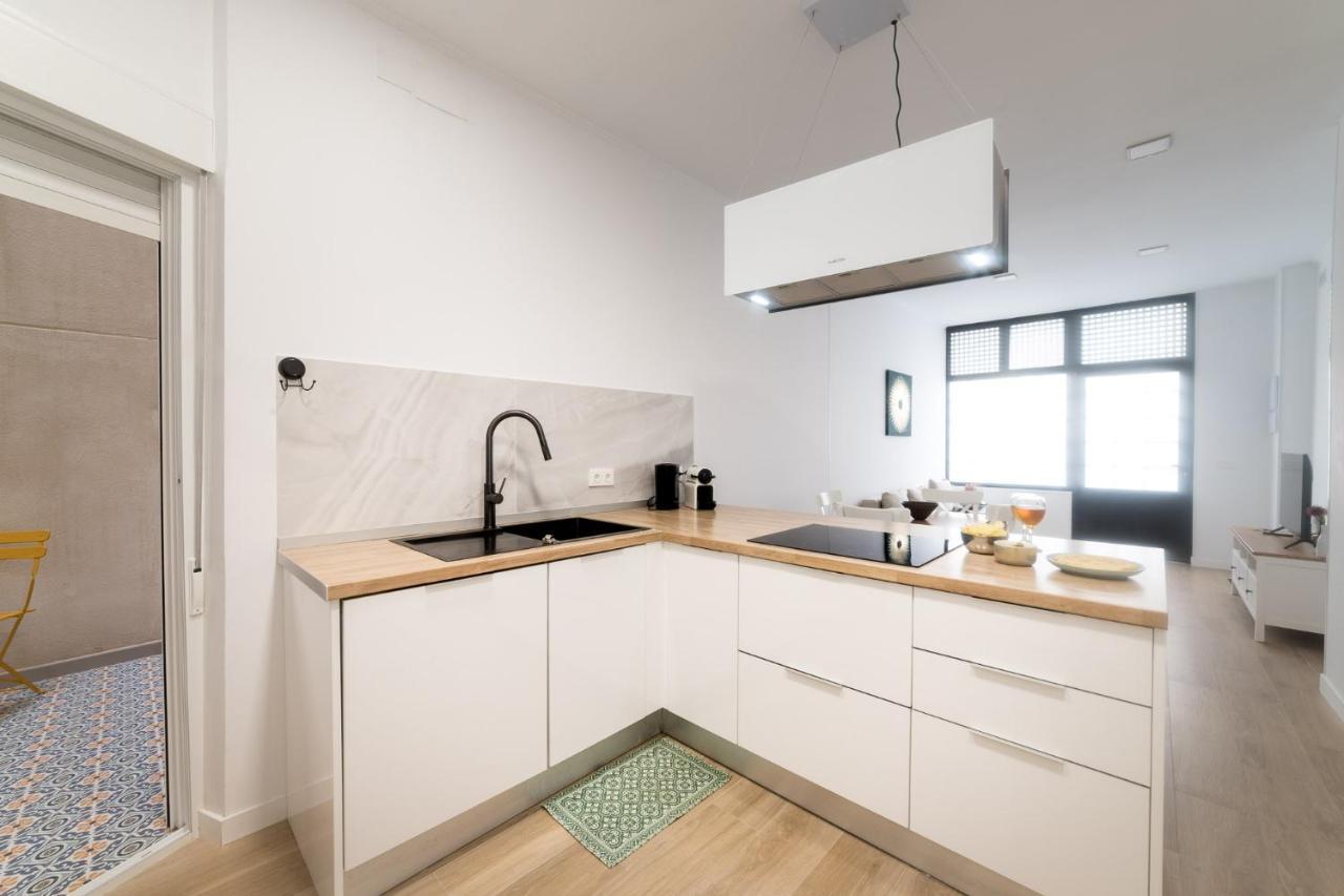 Moonkey - Apto. Albeniz, Con Acogedor Patio Alicante Exterior foto