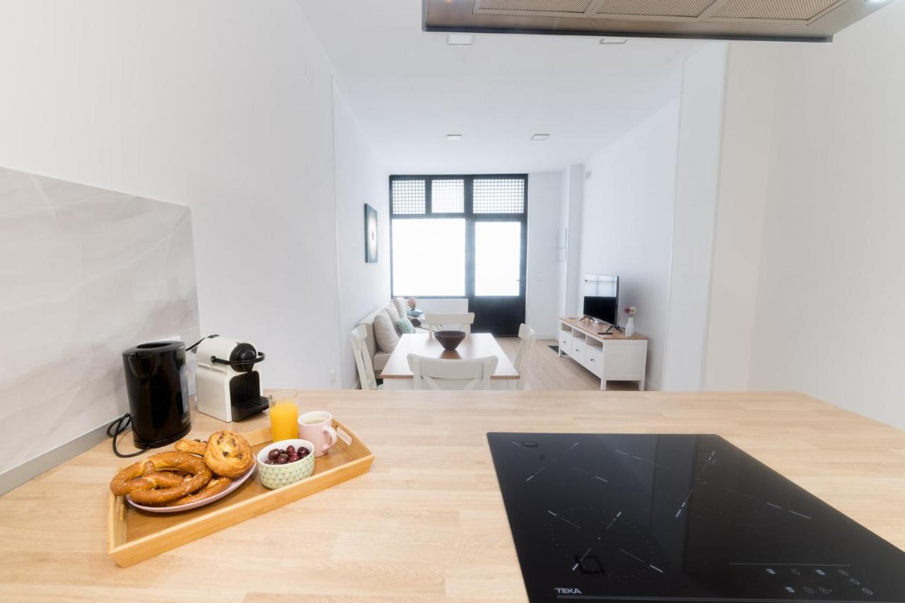 Moonkey - Apto. Albeniz, Con Acogedor Patio Alicante Exterior foto